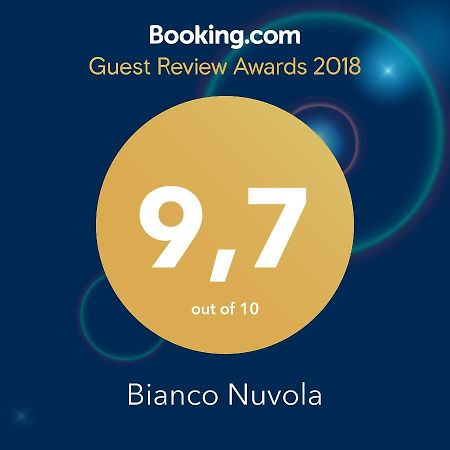 Bianco Nuvola Acomodação com café da manhã Montecchio  Exterior foto