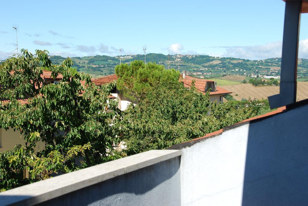 Bianco Nuvola Acomodação com café da manhã Montecchio  Quarto foto