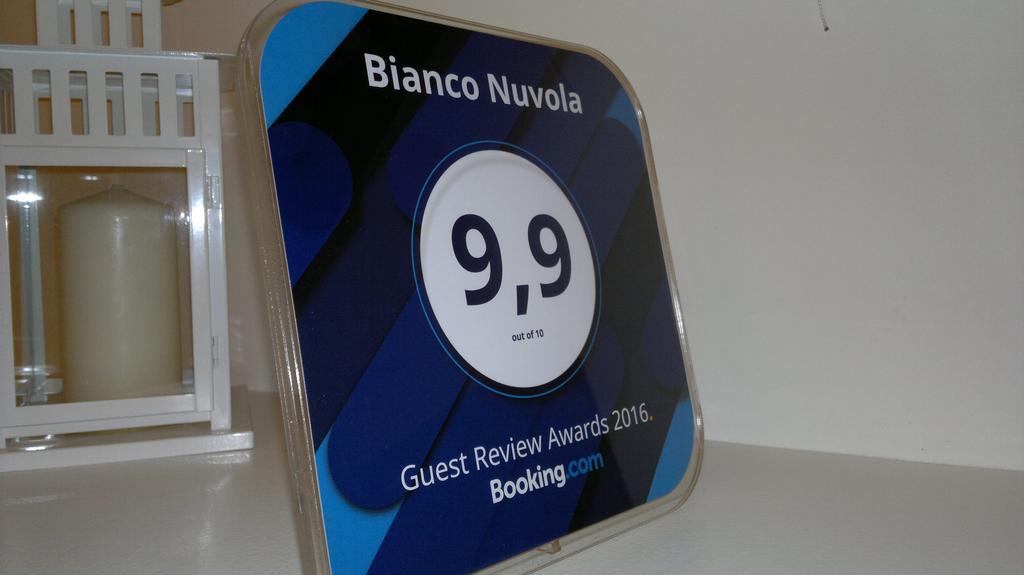 Bianco Nuvola Acomodação com café da manhã Montecchio  Exterior foto